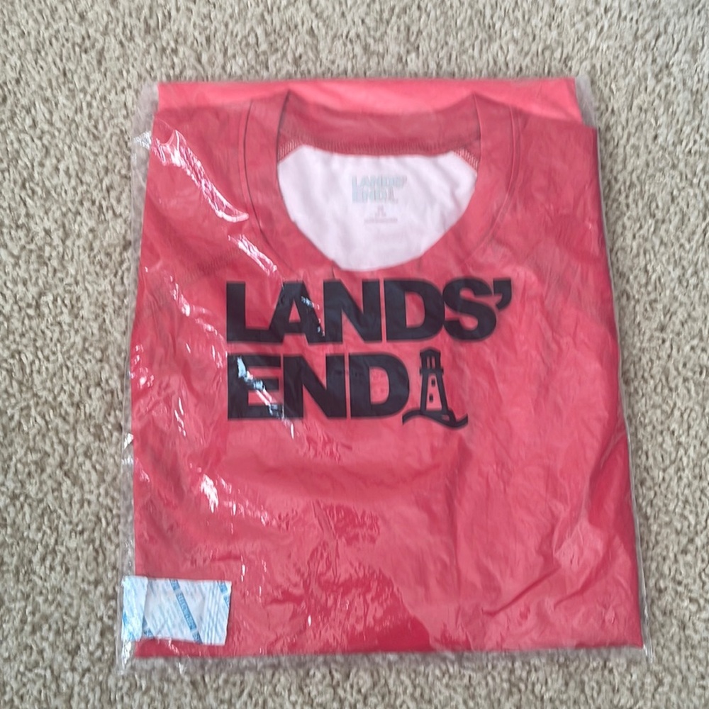 Lands’ End Swim Shirt - Adult Medium - Red Ombré - BRAND NEW